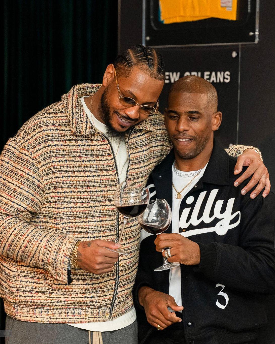 克里斯·保罗、德怀恩·韦德和卡梅隆·安东尼在全明星周末期间光顾了The Supp