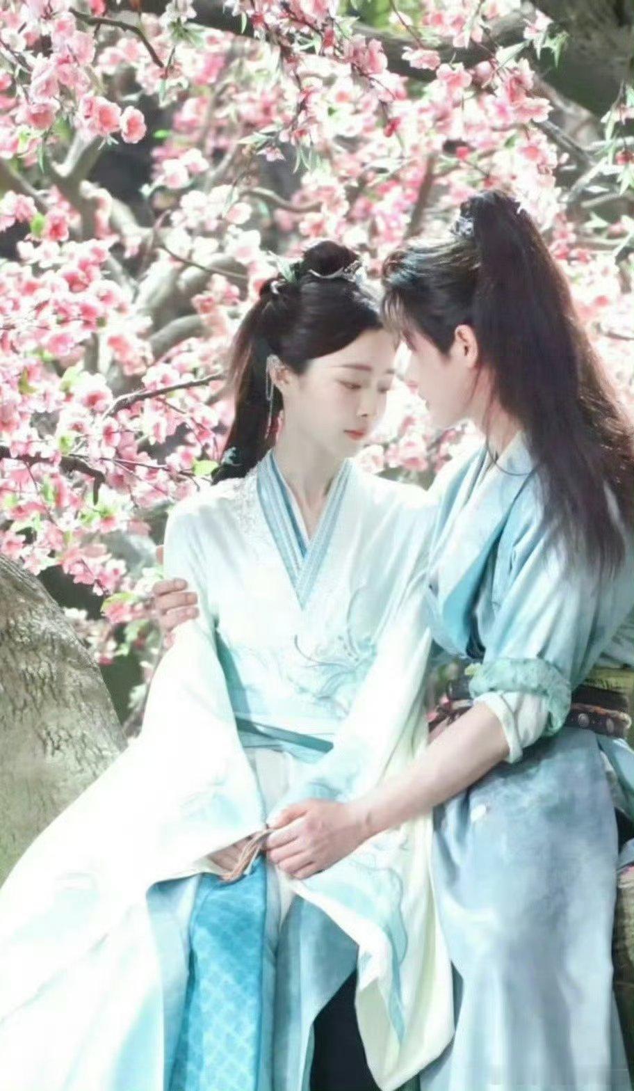 与晋长安定档与晋长安定档8月24日宋轶和丞磊合作的新剧要开播咯，8.24与晋长安