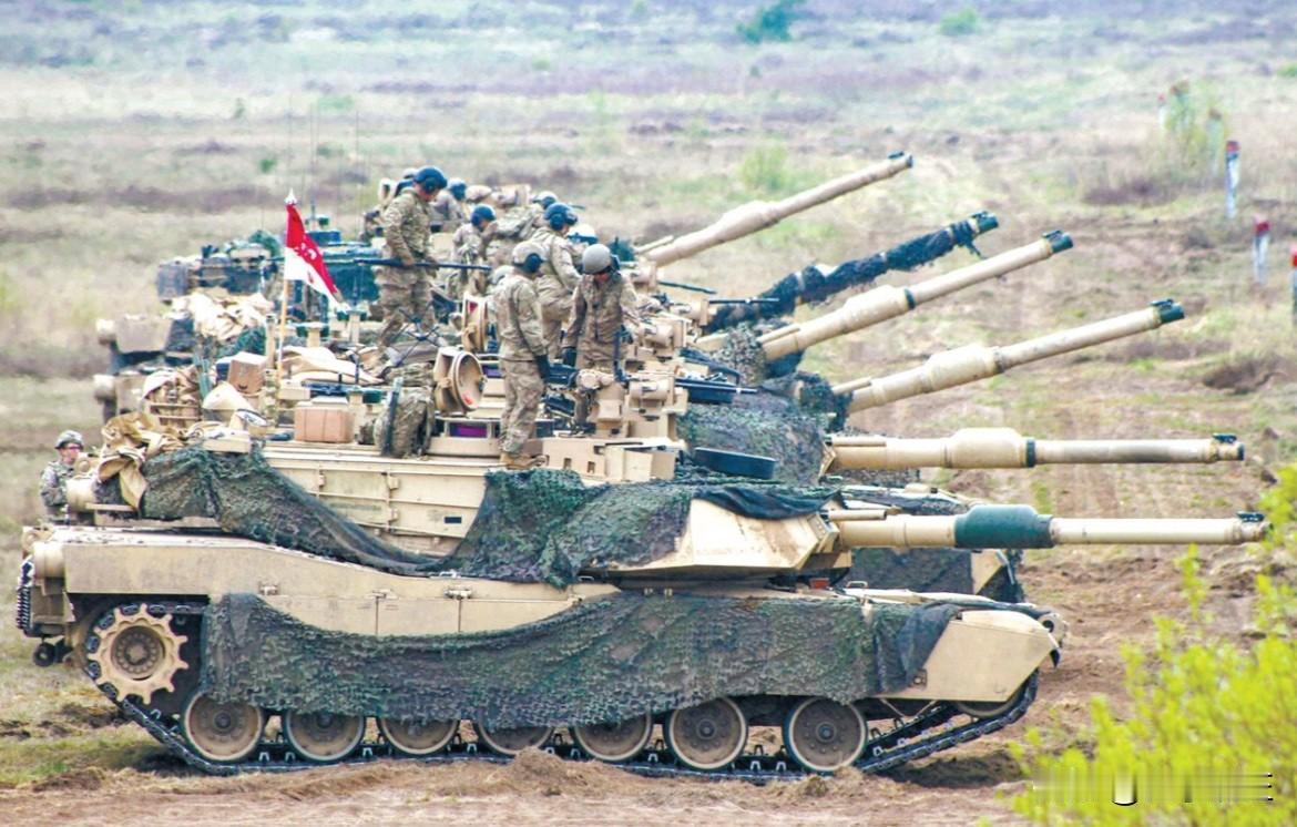 记得当年俄乌冲突爆发时，谴责俄罗斯的声音不绝于耳。一致谴责俄罗斯侵犯主权国家，欺