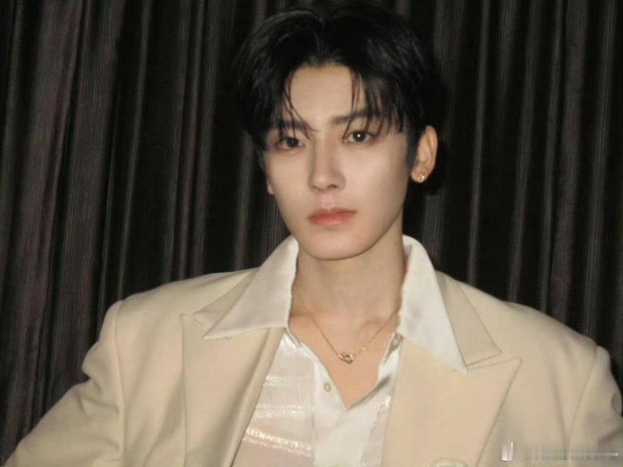 侯明昊告黑胜诉侯明昊黑粉手写道歉信 恭喜侯明昊告黑成功！黑粉发实名手写道歉信，他