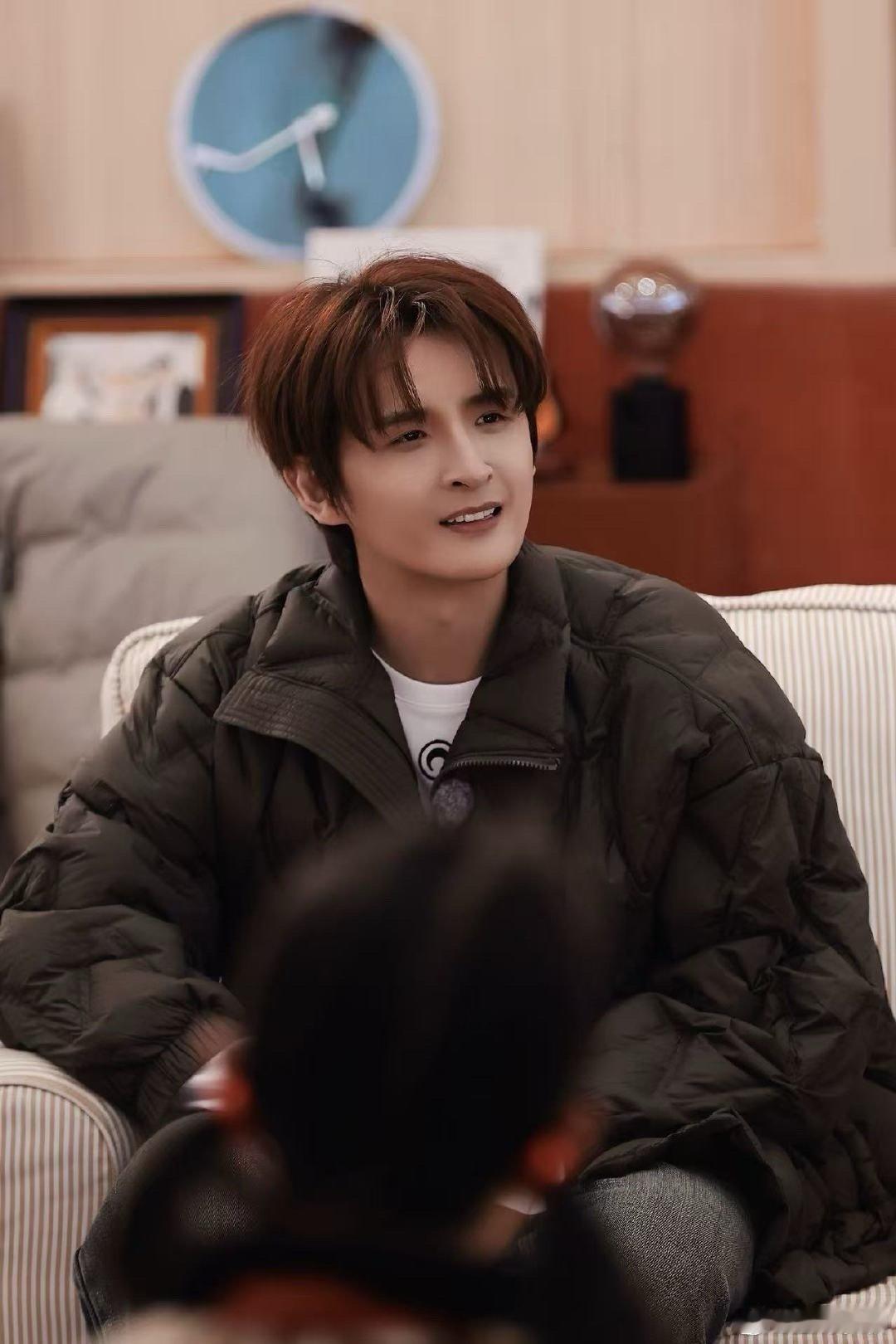 张远随时随地大小扭 张远这是把《one by one》跳成日常了吧！随时随地开启