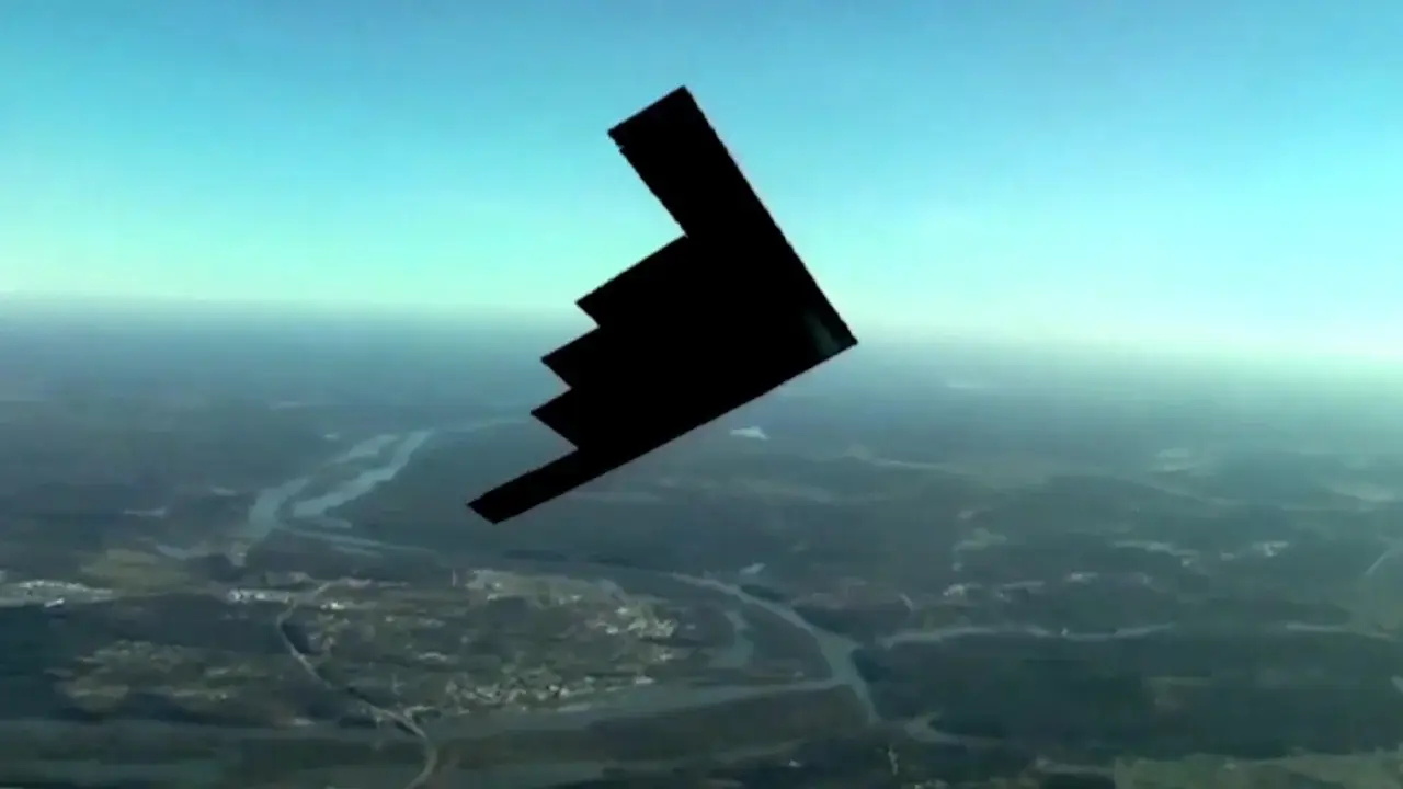 幂谈天下烽火问鼎计划 配备最新通信系统ACS 4.0的B-2