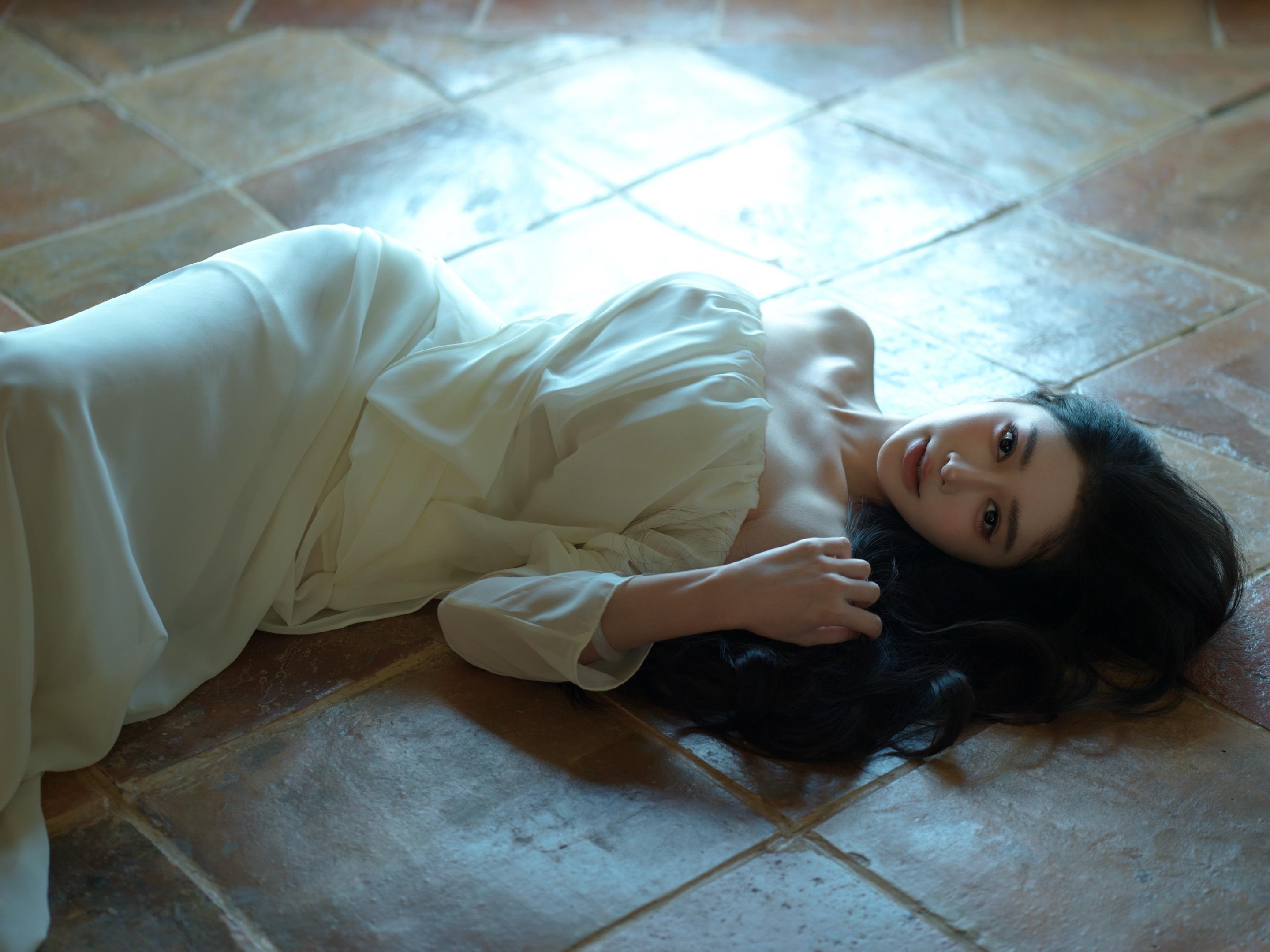 连呼吸都变柔软了。