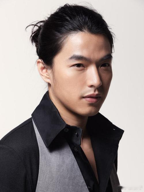 放羊的星星男演员卷入杀人案 李威深陷精舍杀人案，真相成谜曾凭借《放羊的星星》等热