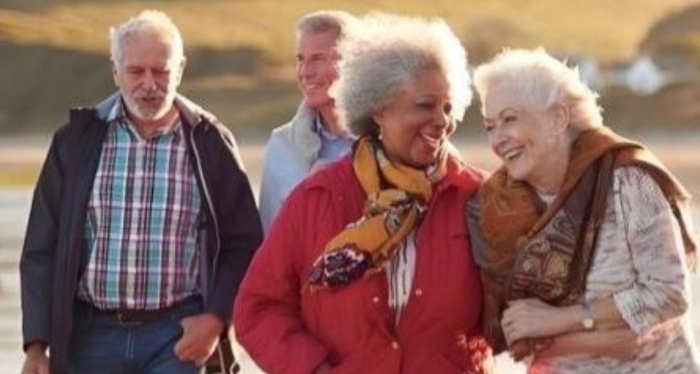 为什么欧洲老人极少卧病在床熬日子？

在德华人直言，这边老人很少插着管子苟延残喘