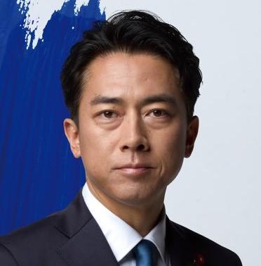 日本防卫大臣小泉进次郎昨晚（11月17日晚）发文写道：“14日，日本海上自卫队驱