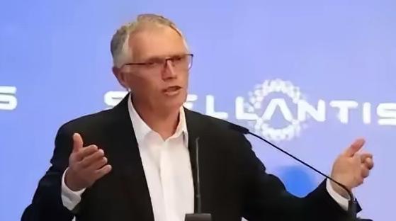 有人问安世破产了谁的损失大？答案很简单，目前安世半导体是100%的中资企业，当初