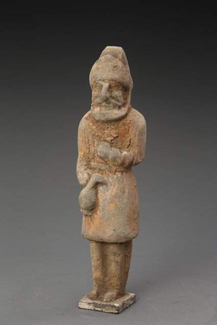 修了2700公里运河、1300年科举，隋炀帝被骂1400年