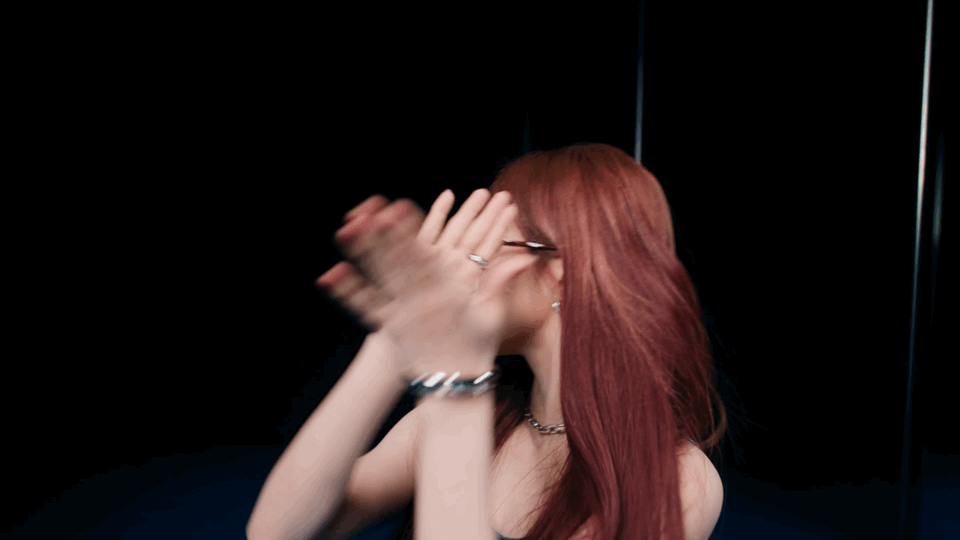 宋雨琦拒绝被定义宋雨琦和这个陌森适配度直接拉满 甜酷百变、敢闯敢拼的宋雨琦，完美