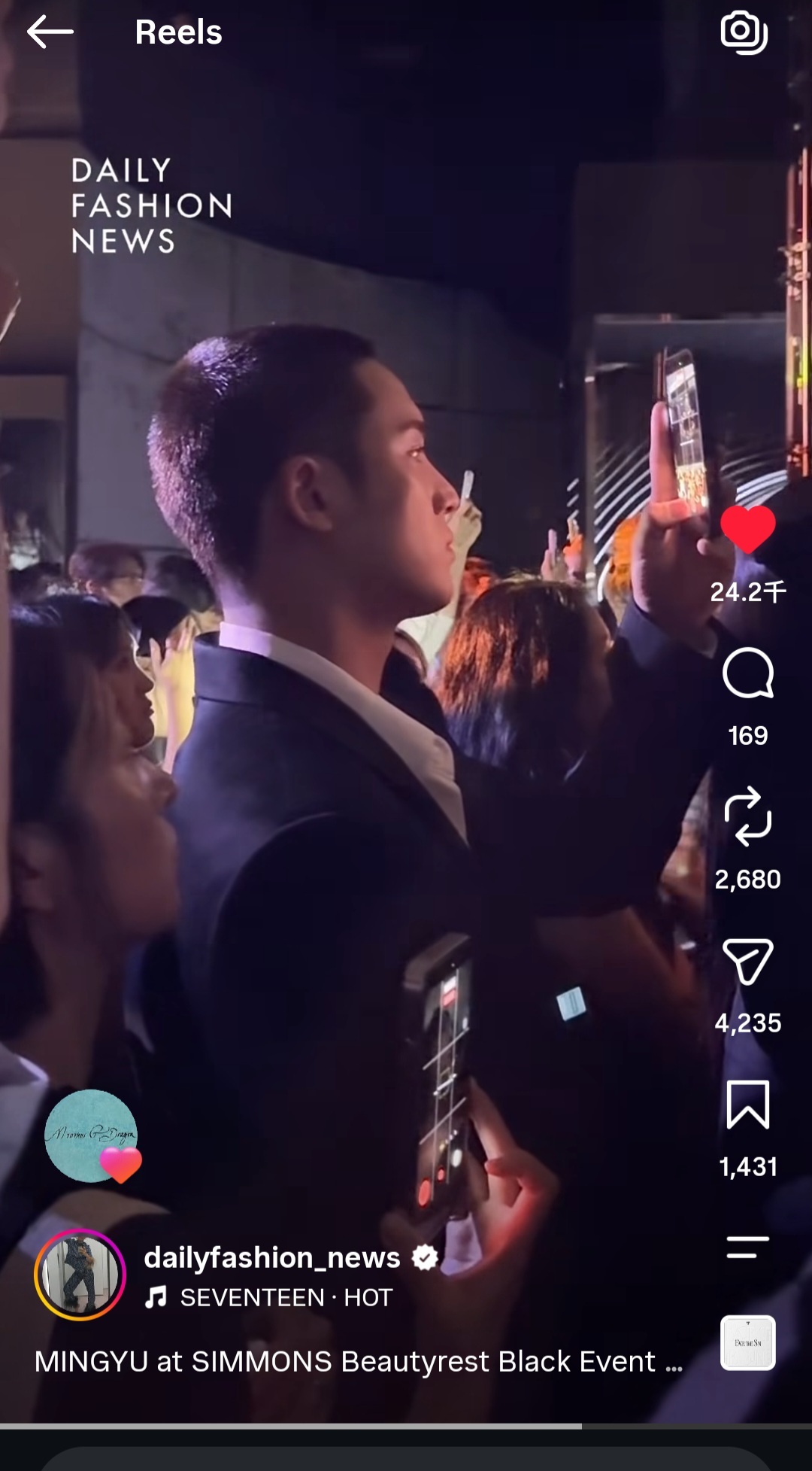 GD点赞了珉奎昨天出席席梦思活动的单人视频😲😲😲是这条： ​​​