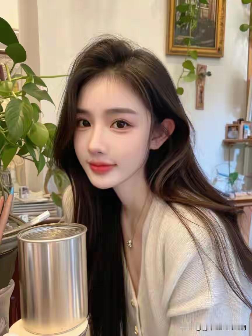 广西大学校花徐梦洁：才貌双全，校园女神！