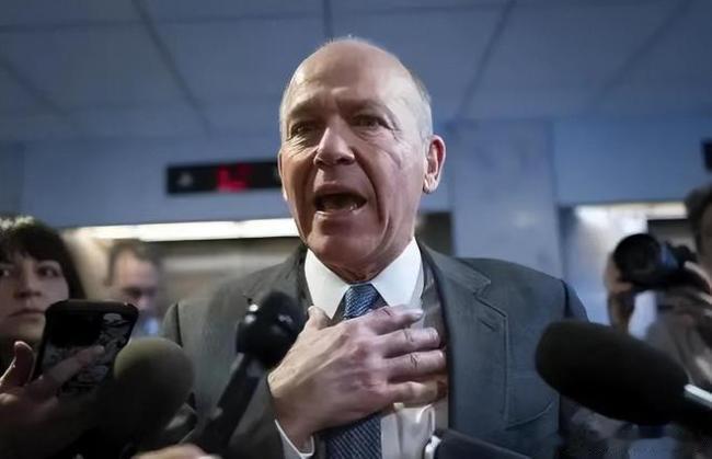 美国最近掀起了一场声势浩大的“反印度”浪潮，这场舆论风波不仅让印度移民在美的地位