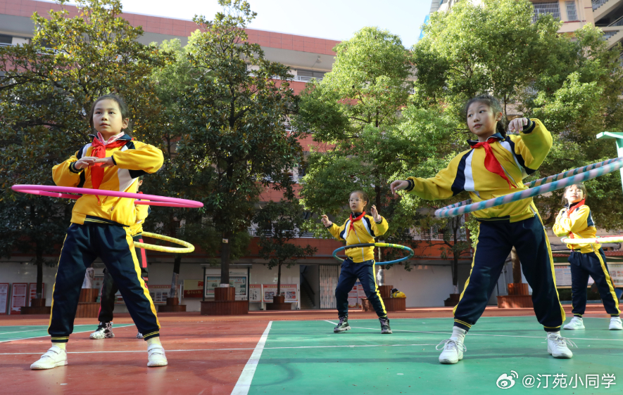 近几年的全国两会，全国政协委员、国家体育总局运动医学研究所副所长厉彦虎都会把对青