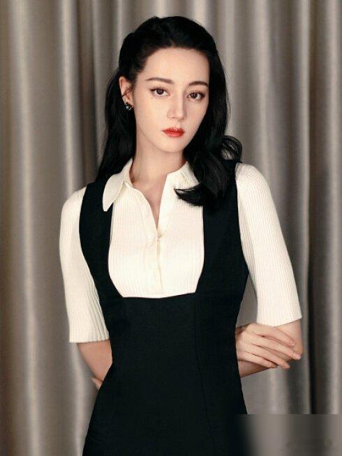 迪丽热巴这姐，终于自己下场划清界限了。  传了N天的绯闻，6月13号活动上，她直