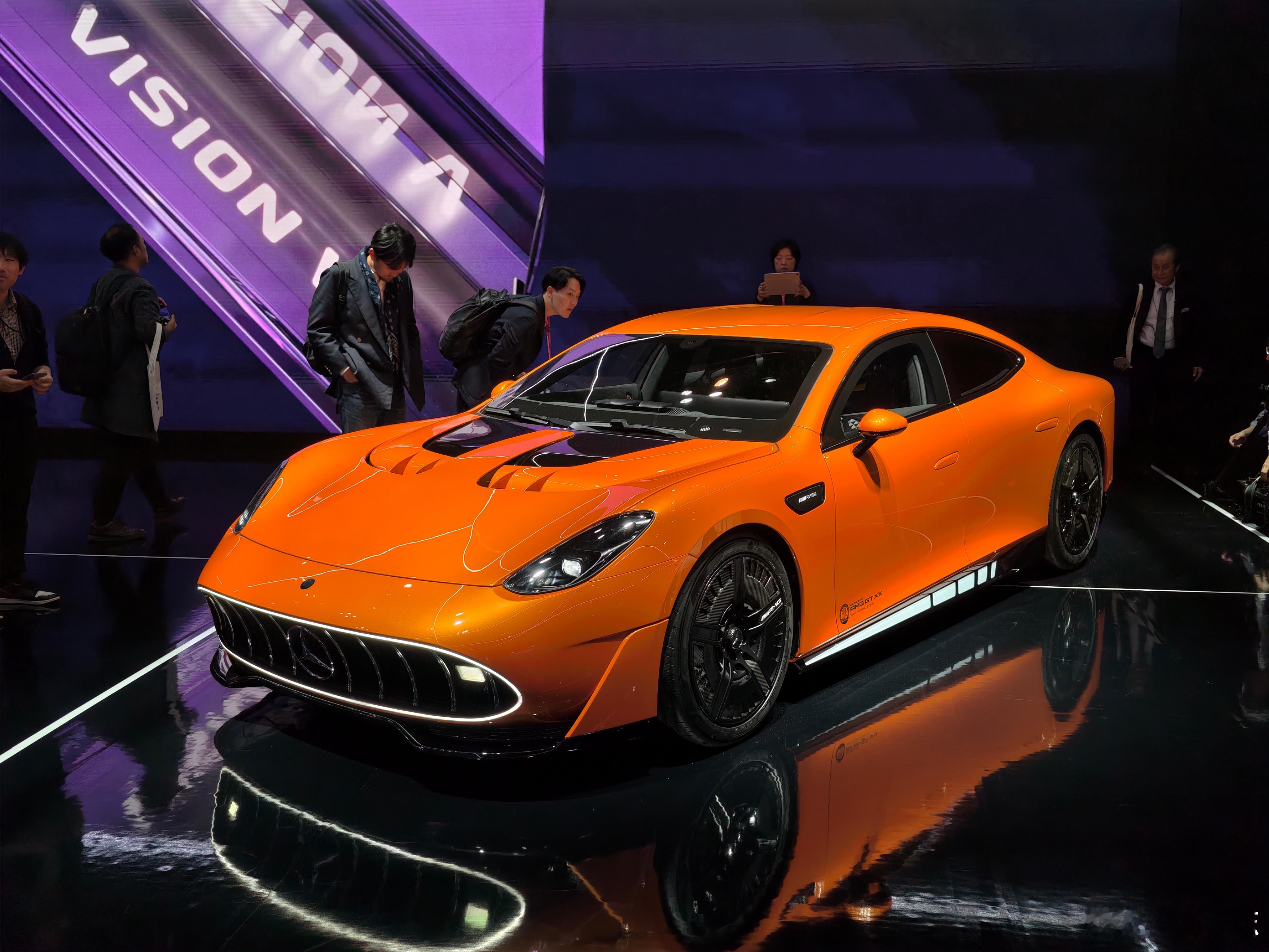 趁着正式开展前，聊聊 AMG 这辆 GT XX 概念车。其实我上个月在东京车展已