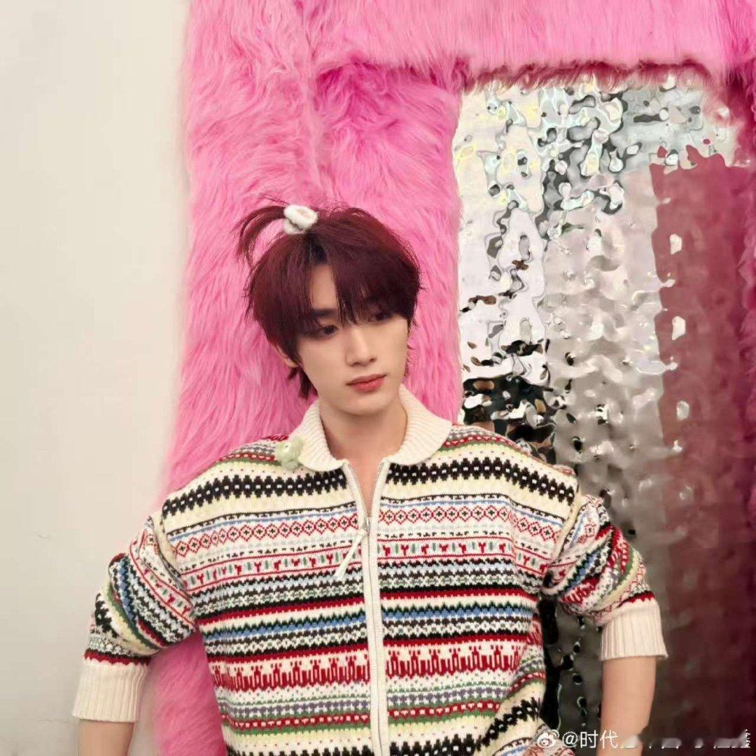 丁程鑫红发苹果头丁程鑫说善良苹果头丁程鑫说善良苹果头，萌，