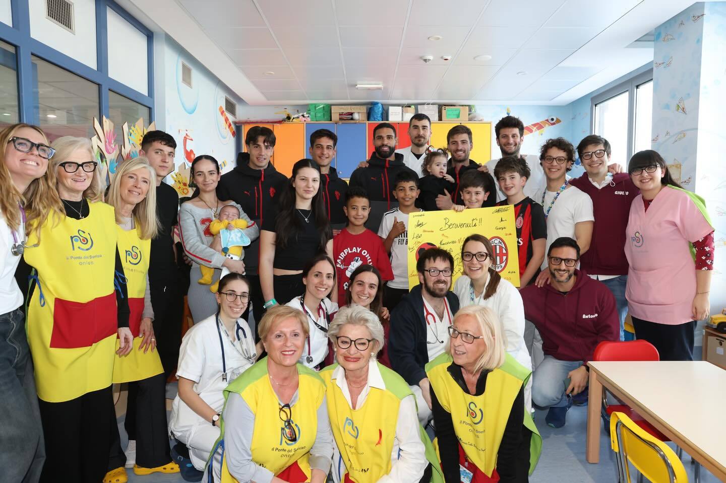 【👍🏻】 🔴⚫️ 前往Del Ponte di Varese医院的儿科病房