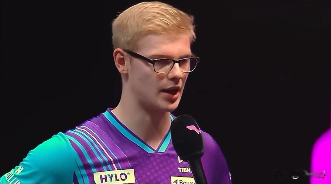 🏓多哈冠军赛•小勒布伦零封邱党晋级八强后接受了采访。关于将对阵张本智和，一起看