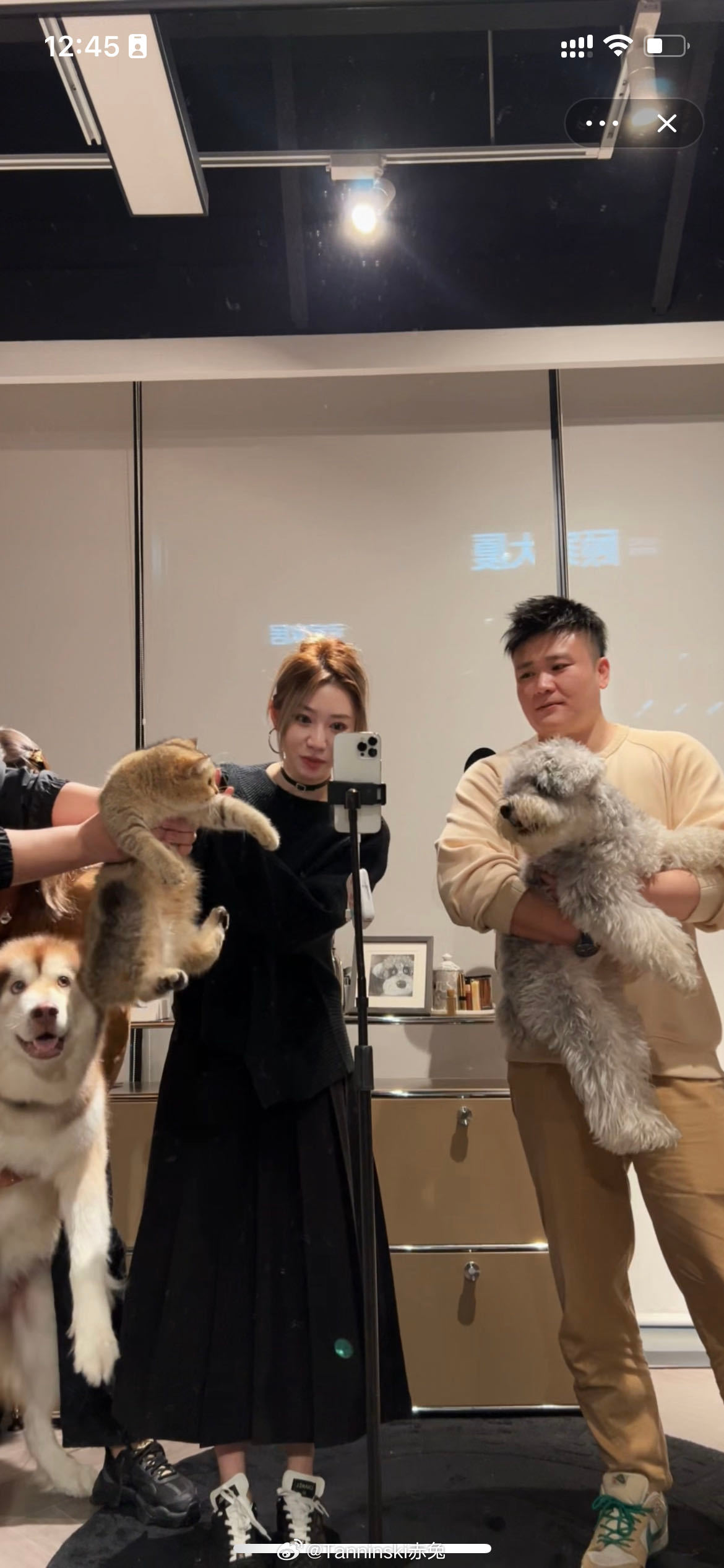 今晚7点橙色那边继续呗[抱一抱] ​​​