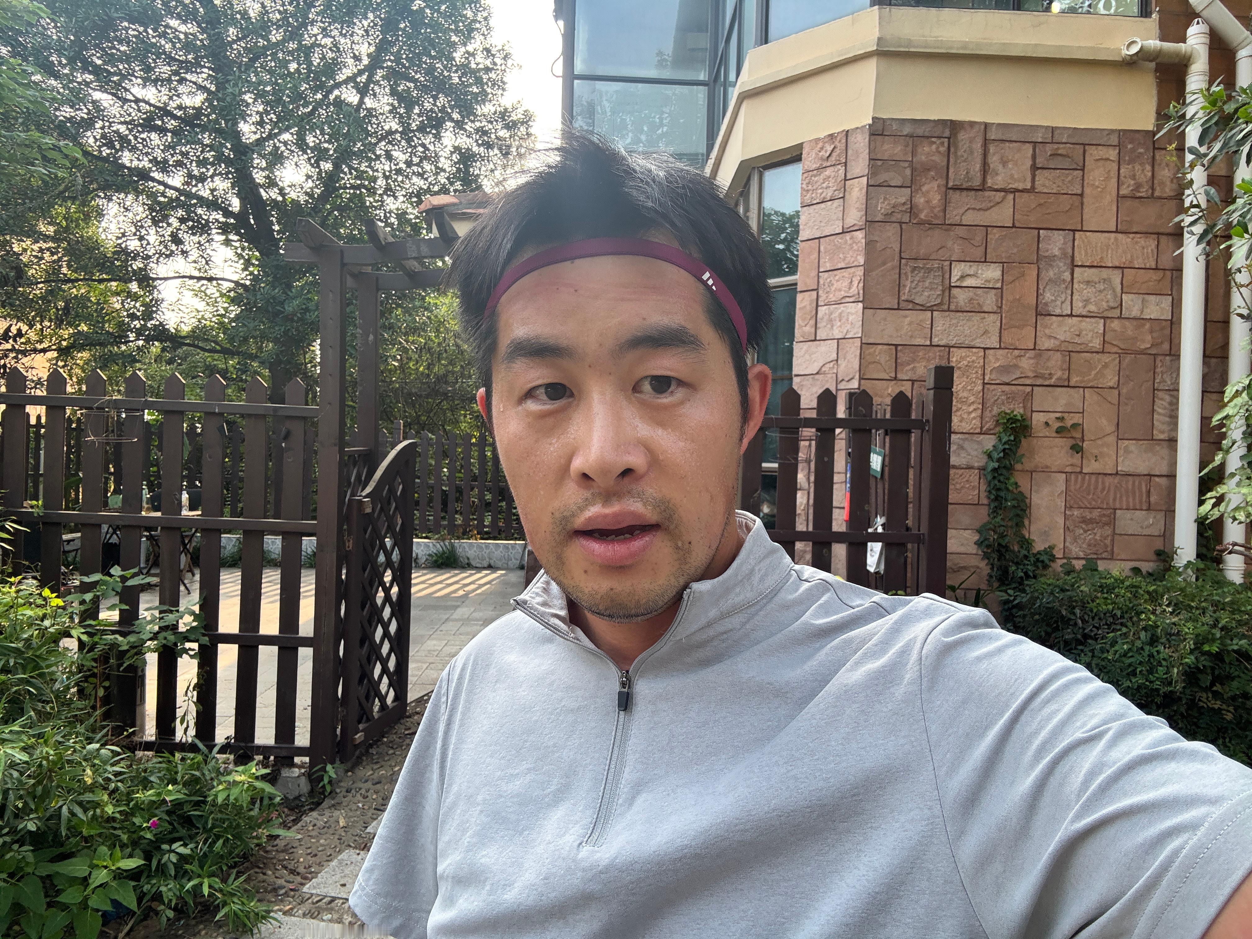 我体重掉到65kg以内了，自律真可怕，干体力活+早晚锻炼+不大吃大喝  ​​​