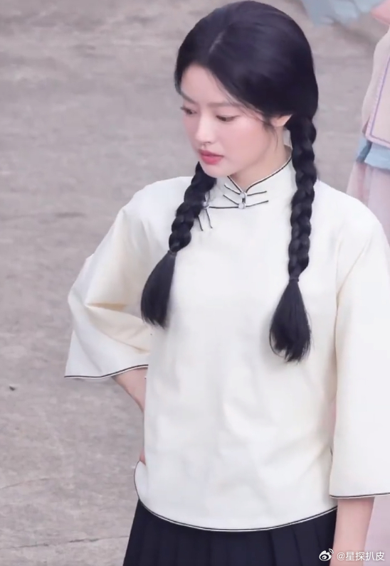 徐若晗、郭宇欣《玉簟秋》民国学生装 ​​​