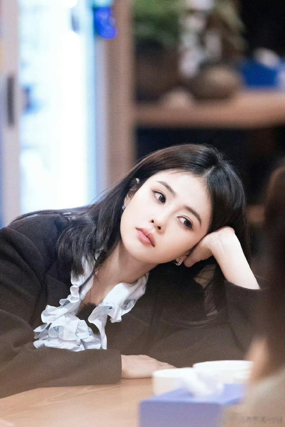 全新旅程开始！白鹿开工照活力满满，客栈生活令人期待。白鹿来客栈解锁一下全新体验白