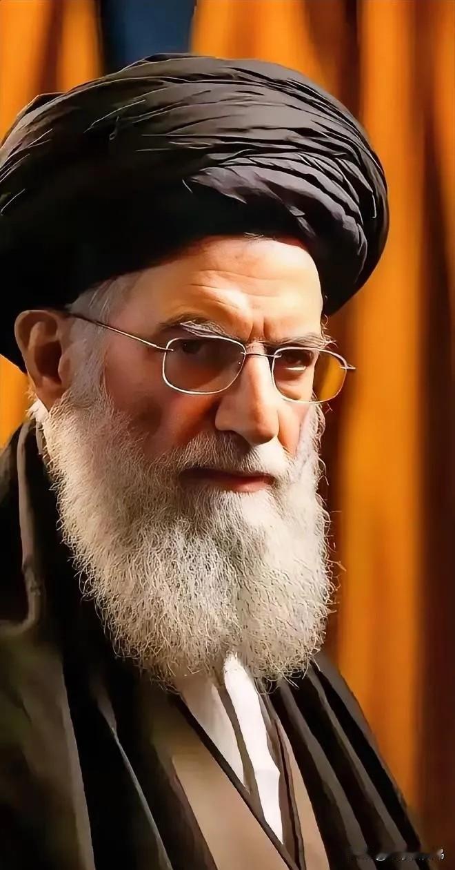 快讯！快讯 
伊朗最高领袖正式宣布了！
 
11月3日，伊朗最高领袖哈梅内伊正式