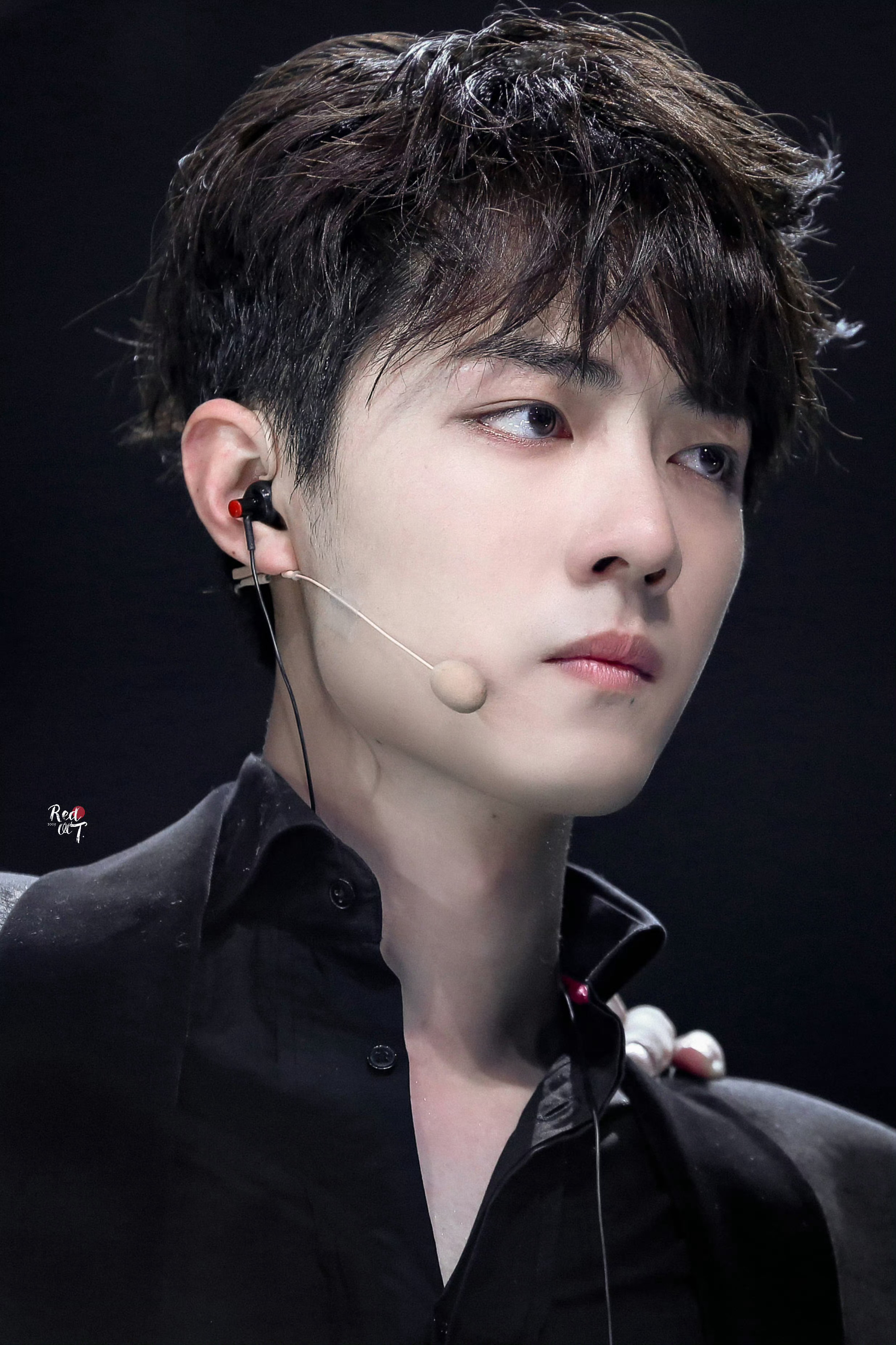 少年不惧岁月长，彼方尚有荣光在！尚界z7携手肖战登陆北京车展◎肖战