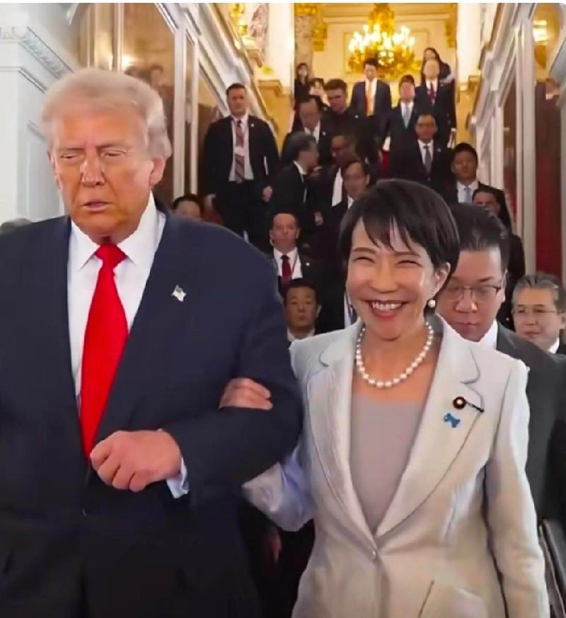 这次轮到日本强烈不满和抗议了！日本要求跟我们启动谈判，我们不予理会！
 
最近这