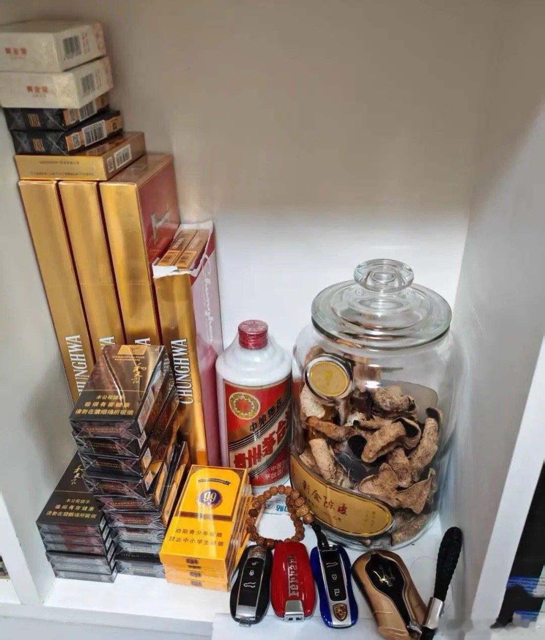 这就是男人的标配吗，还缺什么？ ​​​