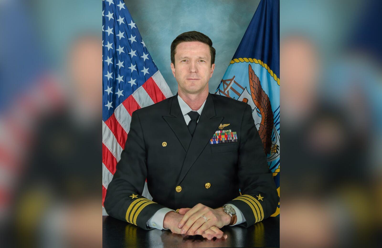 🇺🇸美海军确认，上周在阿拉伯海发生的MH-60S海鹰直升机坠毁事故中遇难飞行