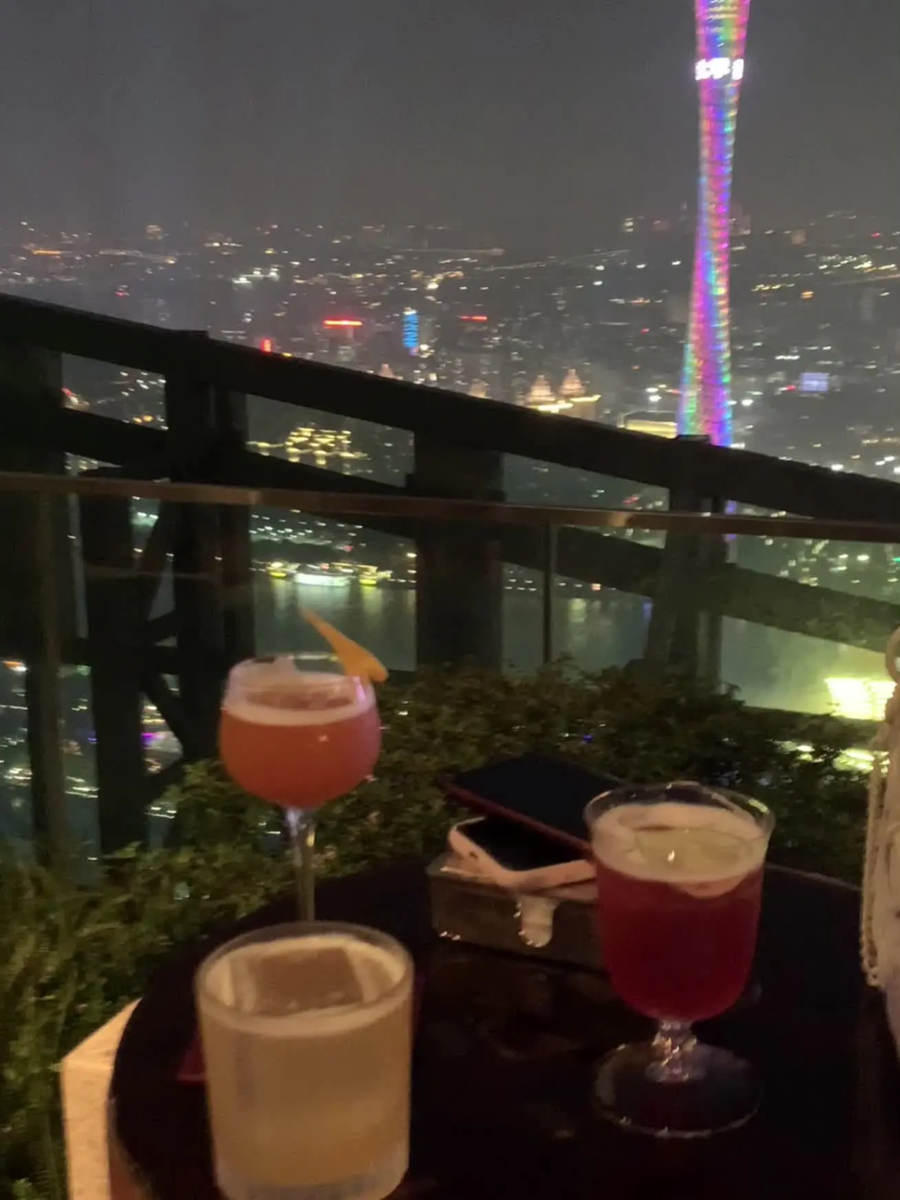 我偶尔也想和一些人的缘分再深点