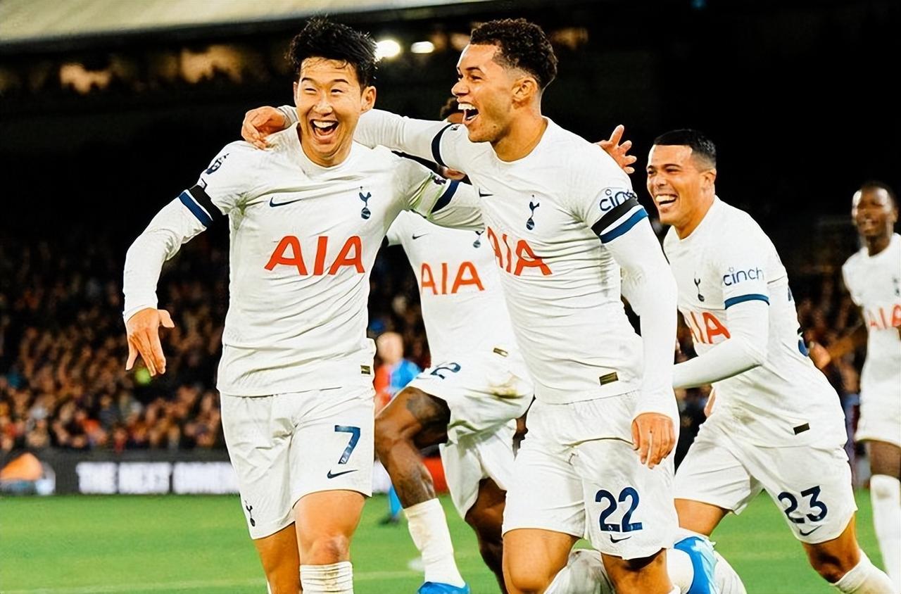 一场2-1，让曼城被甩5分！英超领头羊10轮不败，孙兴慜近7轮轰8球
热刺在英超