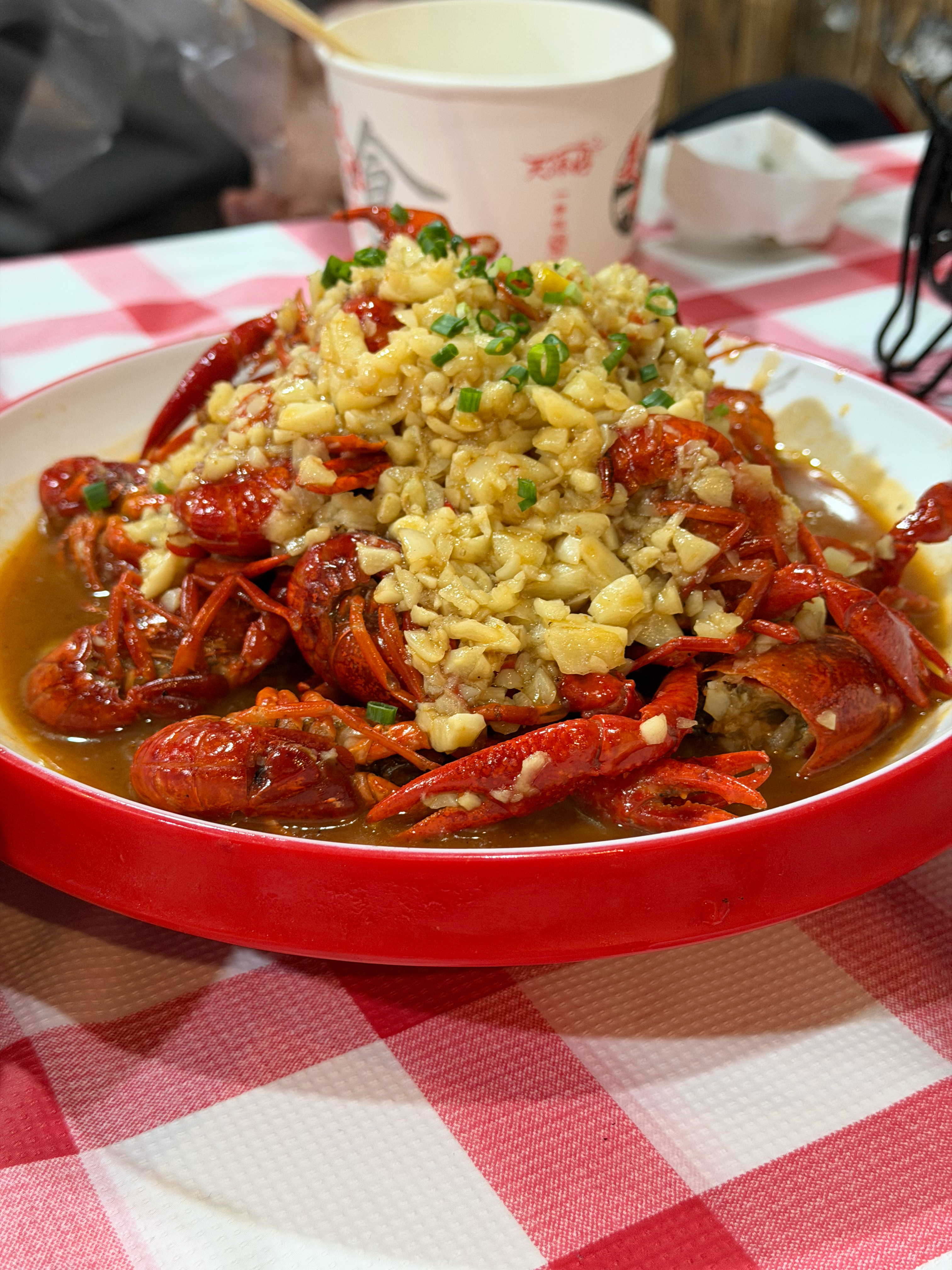 各大厂商都在做虾、今天在鱼米之乡吃了小龙虾！ 非常香！ 期待OPPO的小龙虾！