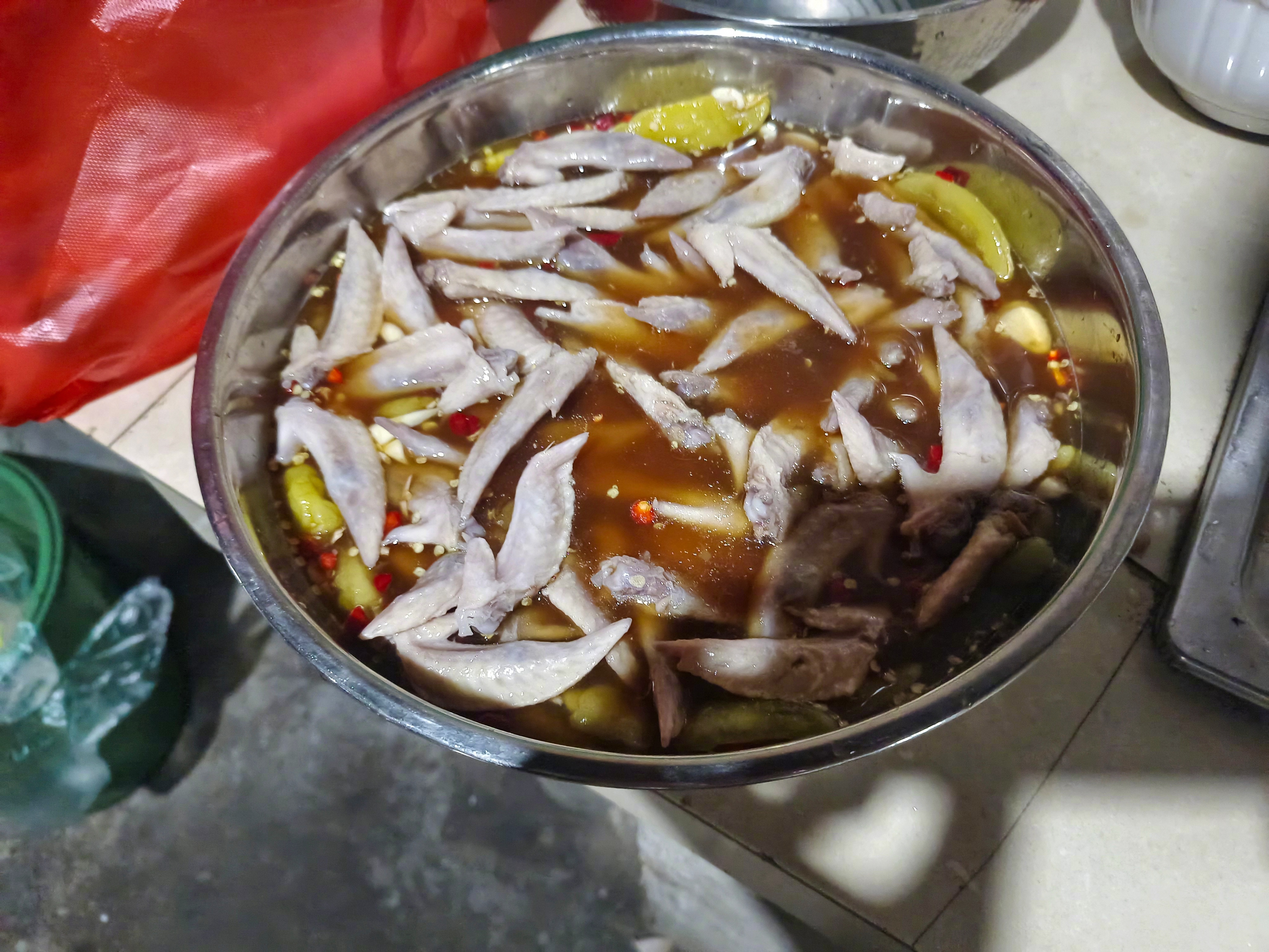 做点泡椒翅尖当夜宵 