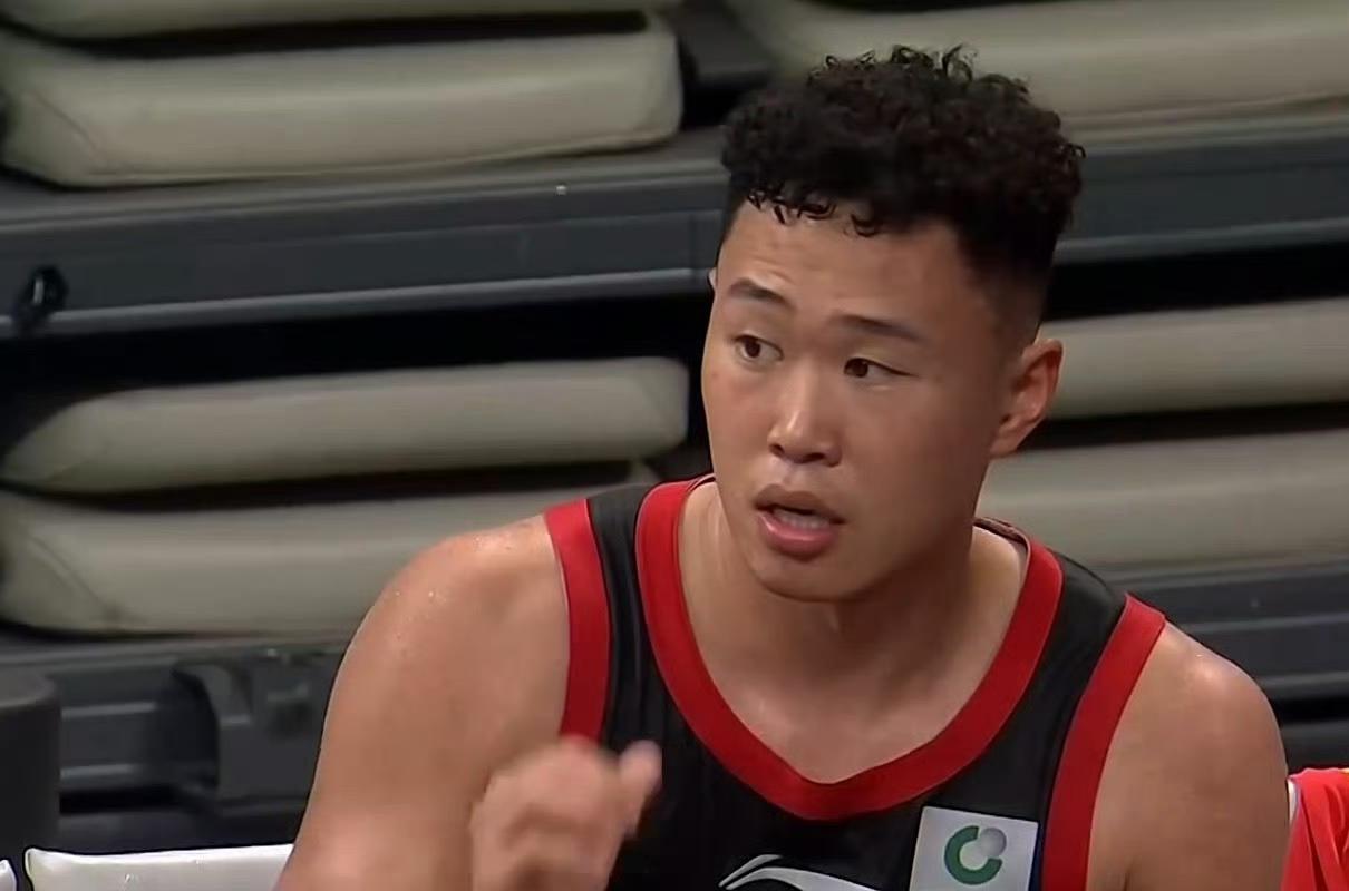 要是按照这种剧本发展下去，这赛季的常规赛mvp已经没有任何悬念了，胡金秋来了也没