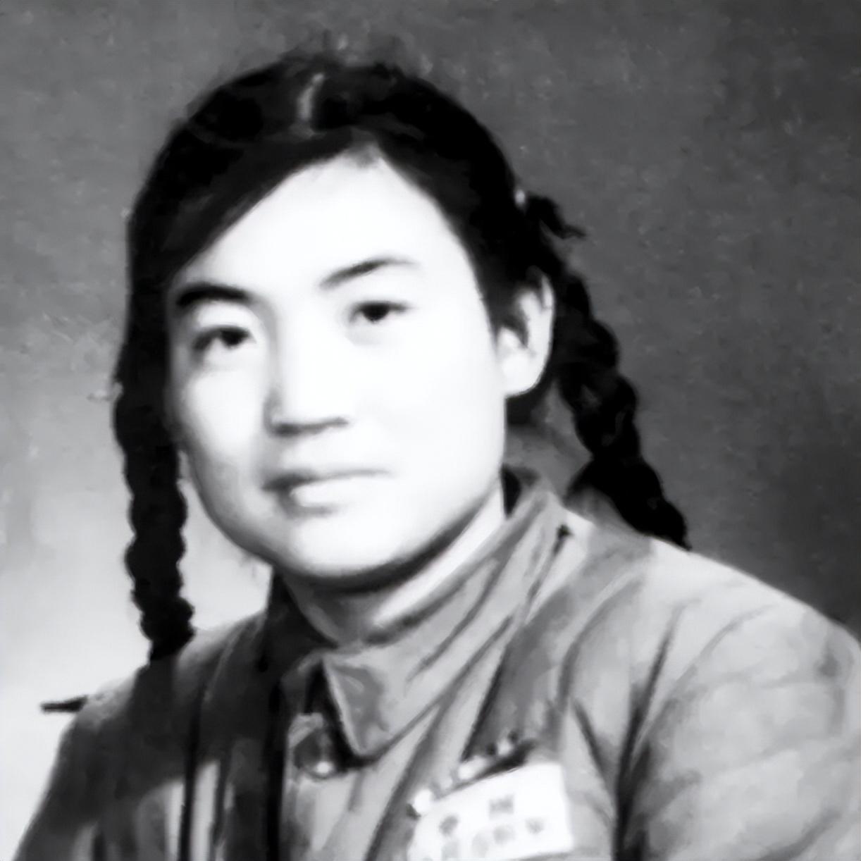 1994年，获得一等功的“英雄儿女”解秀梅因为没钱治病，倒欠了医院30000元治