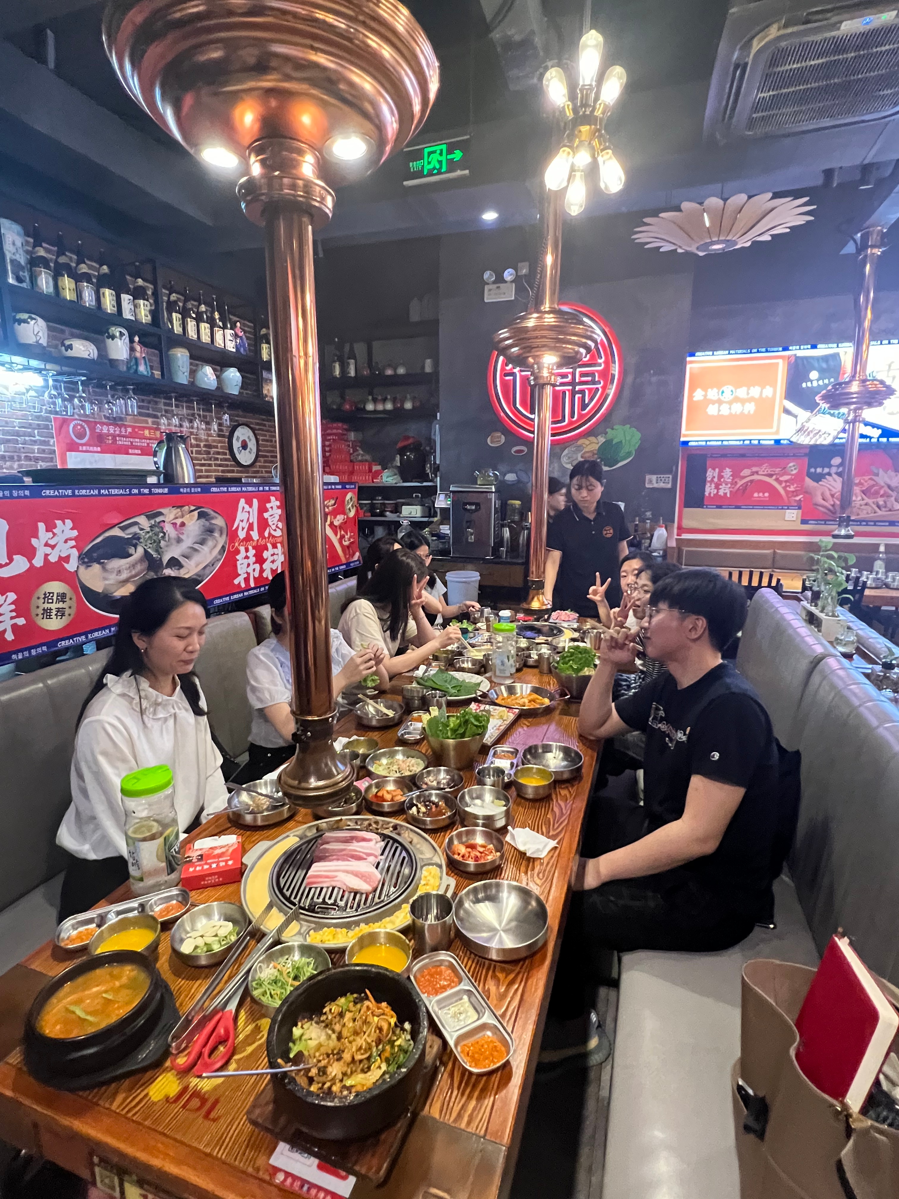 团队聚餐，我们公司福利还可以 ​​​