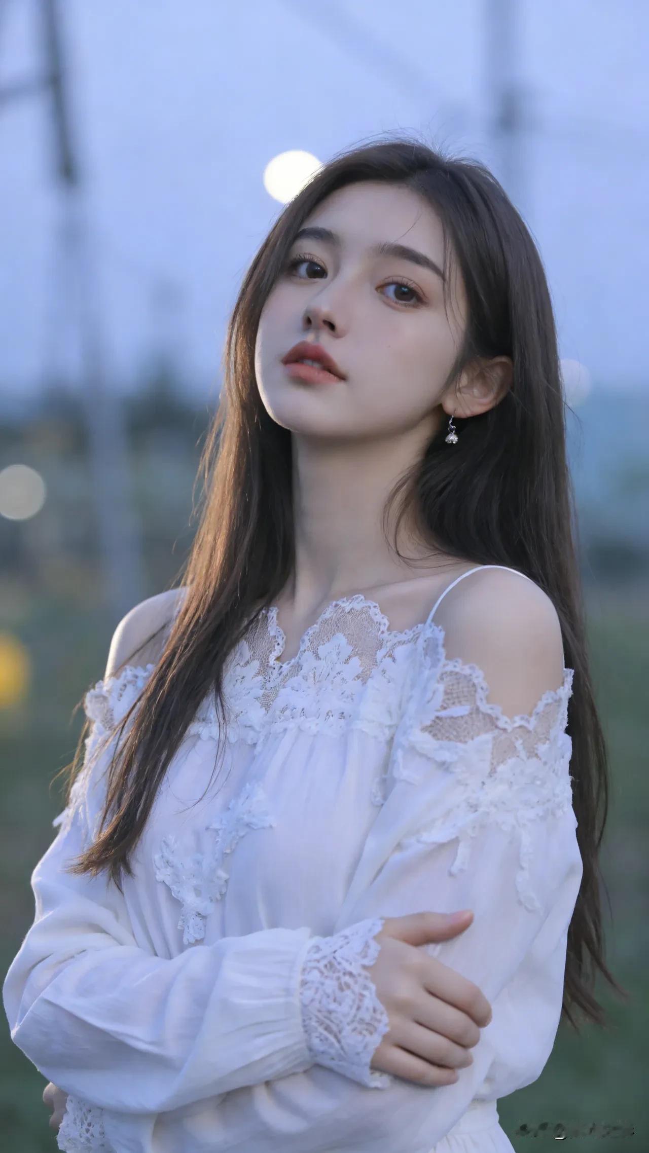 光之影&AI
温柔少女心，白色蕾丝裙，黄昏下的浪漫时光
白裙少女感 温柔气质小白