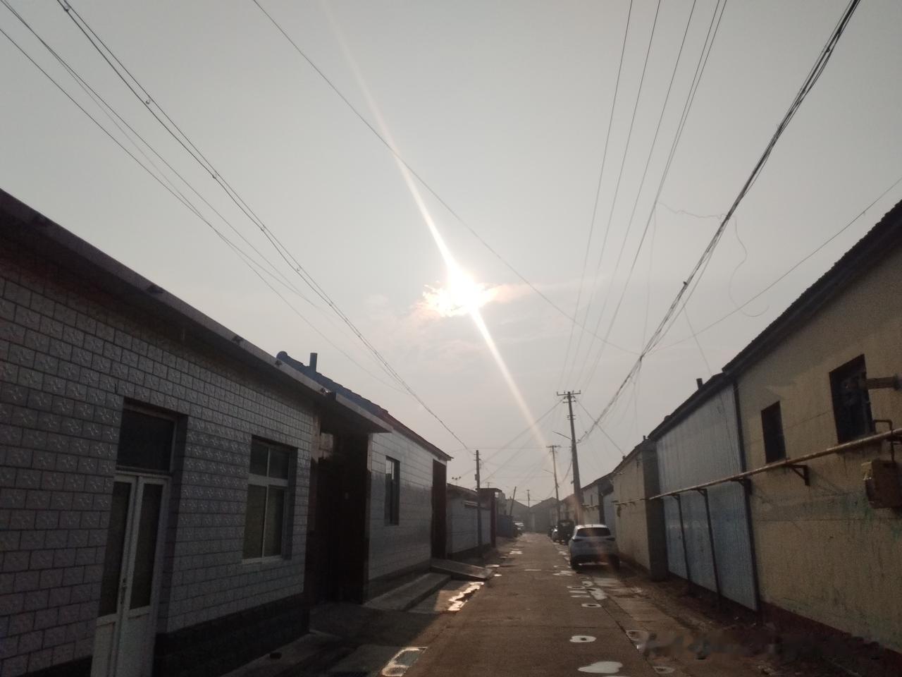 众友友早上好！
今天是7月29日星期三，日出时间5.09分，日落时间7.23分，