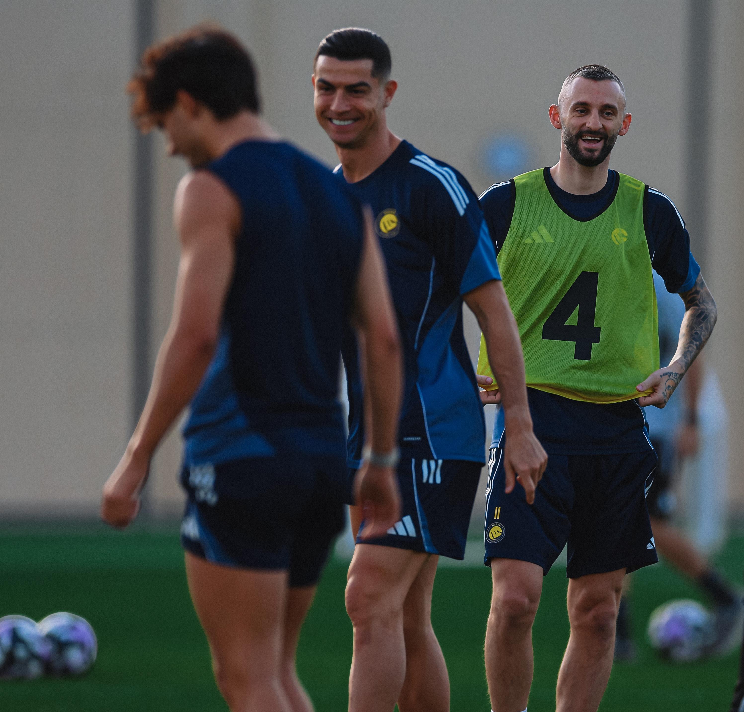 C罗回归训练 🛑 罗哥今天的训练镜头𝑪𝒓𝒊𝒔𝒕𝒊𝒂𝒏𝒐𝑹?