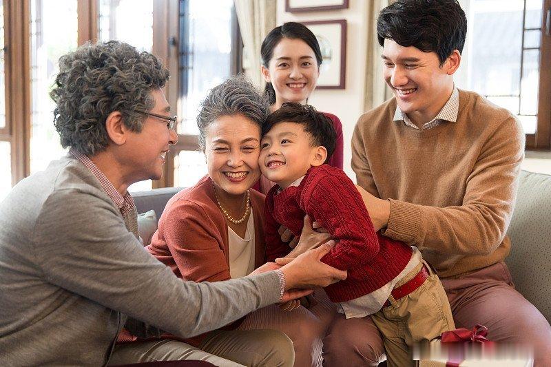 很喜欢浙江江苏和浙江谁更富 我认为江苏强在整体经济，浙江胜在民富，各有各的厉害。