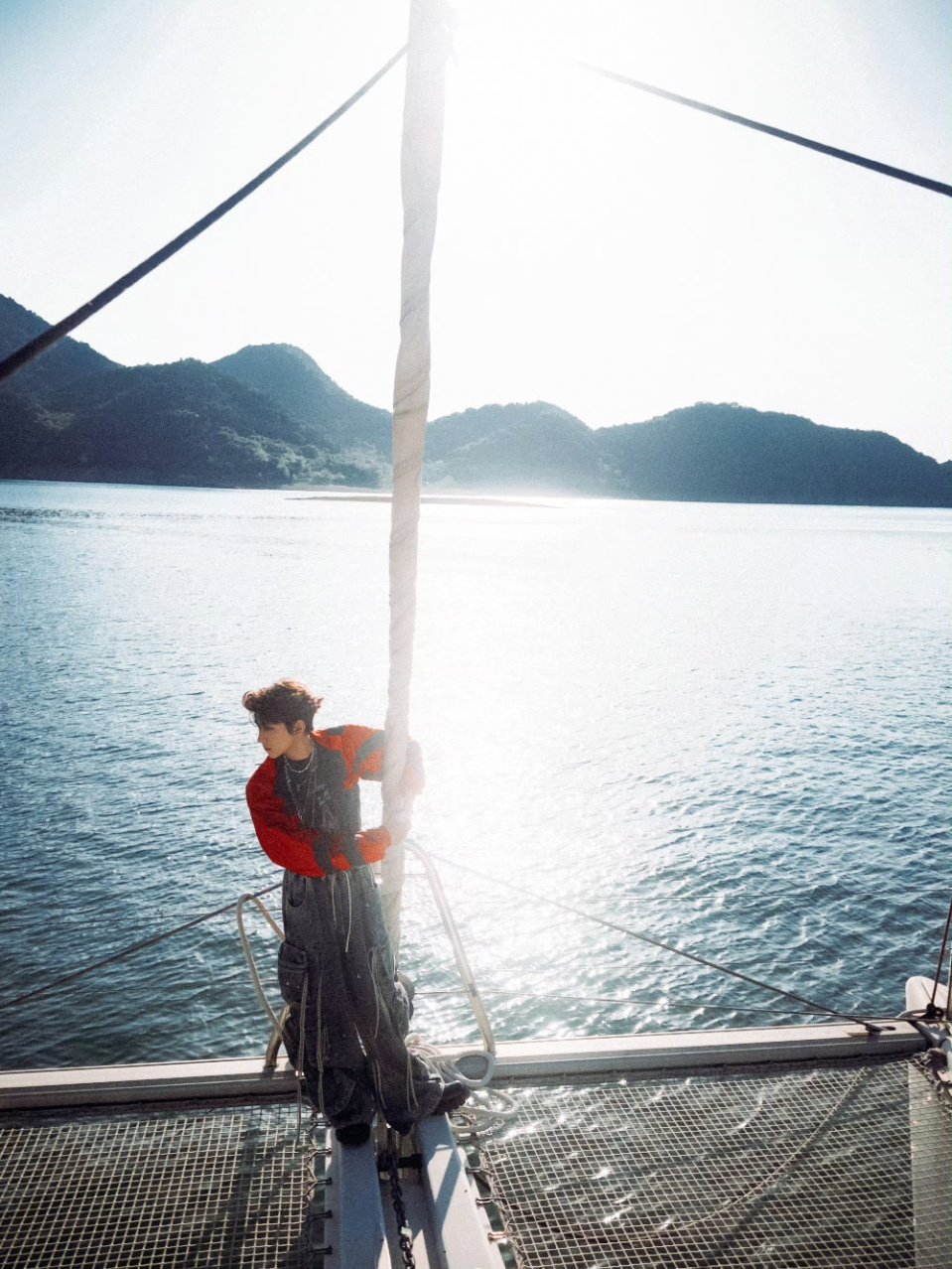 王源新专辑已发货王源新专辑在苍穹下狂奔已发货 所有期待陆续派送，期待收货！ 