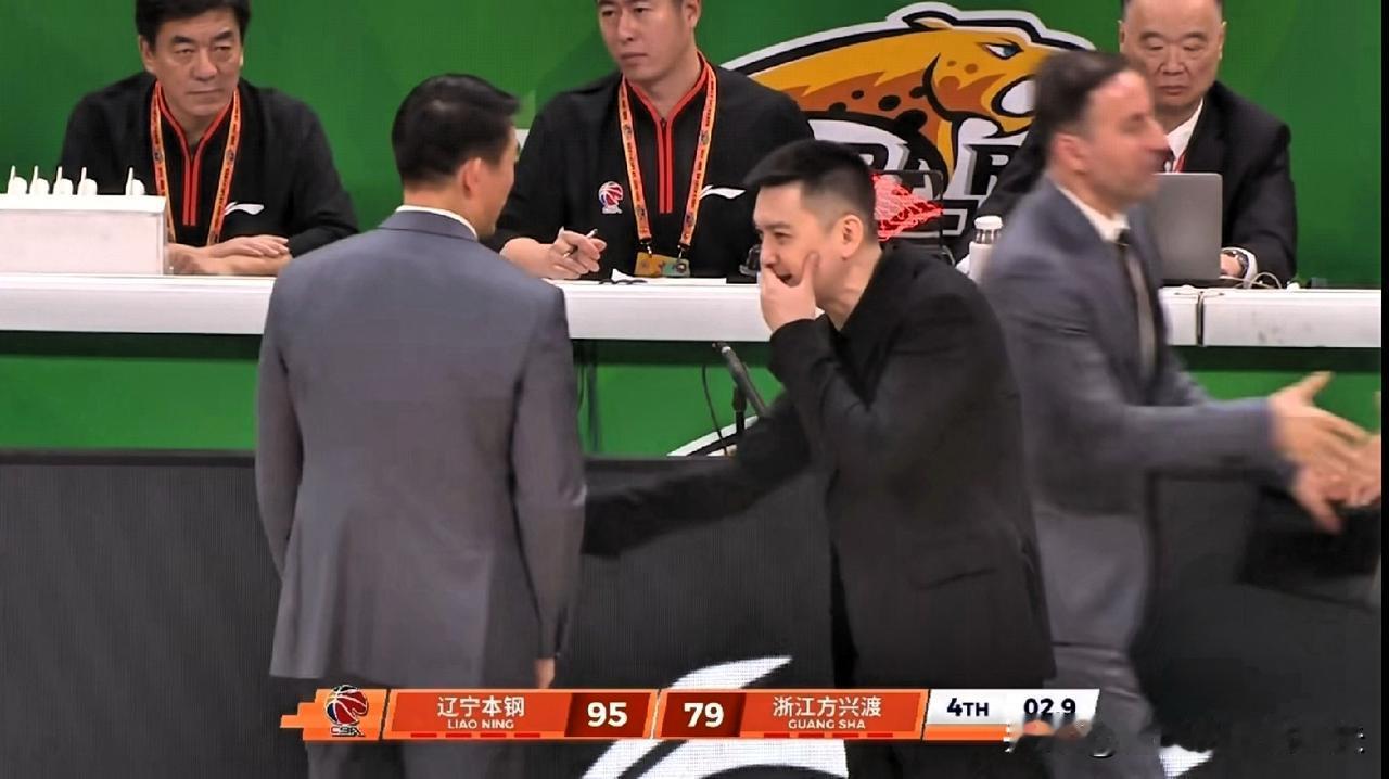 张镇麟离开辽宁可能要后悔！万万没料到，杨鸣在主场带领残阵大胜广厦16分，王博也出