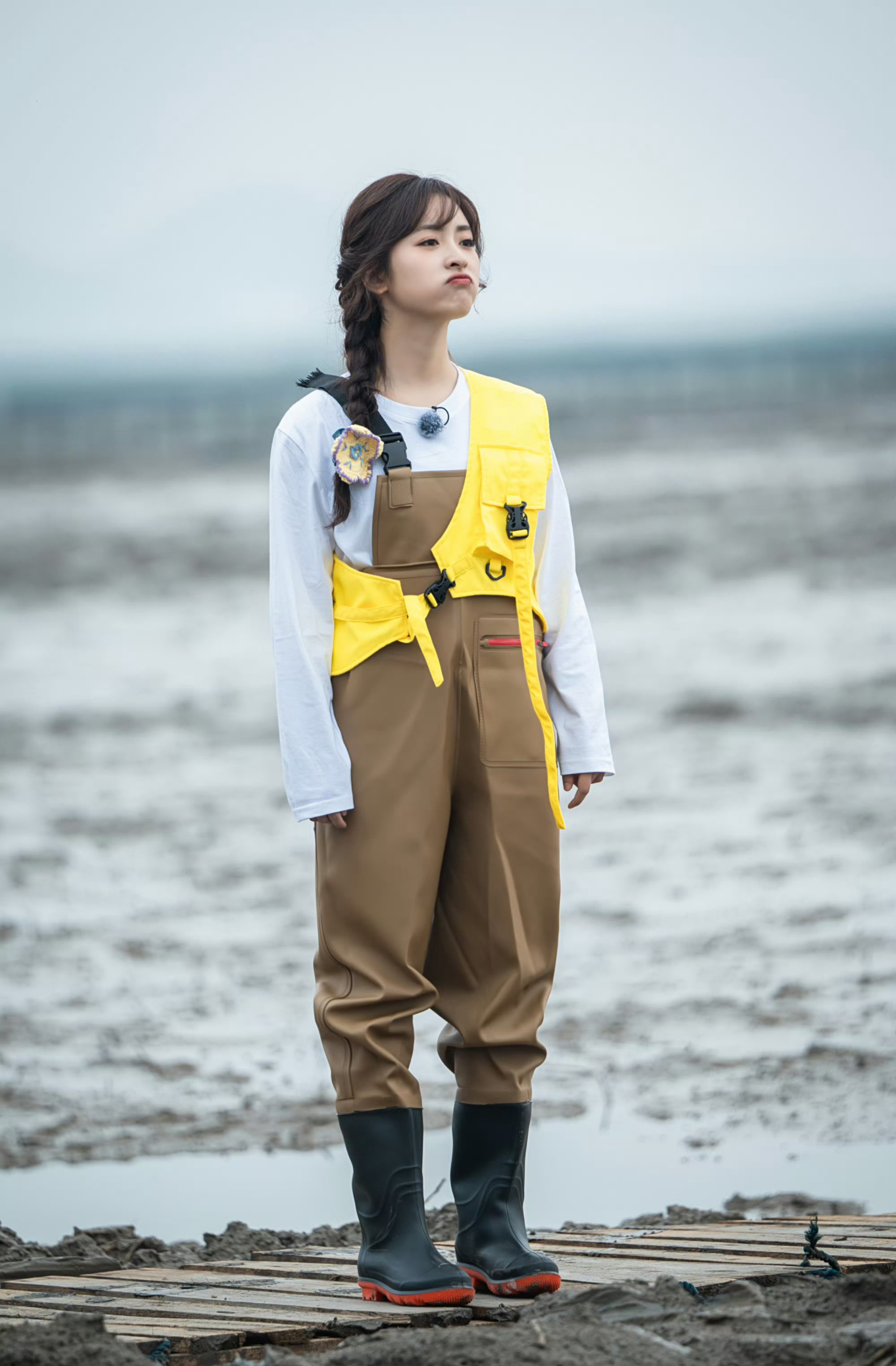 #沈月摸鱼服##沈月侧边麻花辫#沈月侧边麻花辫，[哇][哇][哇] ​​​