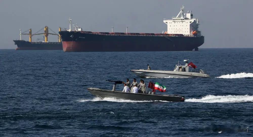 今天,我为了给你们唠唠美军这档子事儿,气得我拍了大腿。

美军4月19号下午在阿