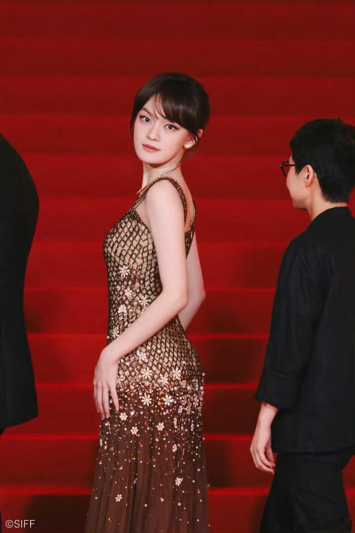 文淇重生之我是秀才无双的女儿从古装闺女到现代角色，文淇在首映礼分享顾立言感悟，气