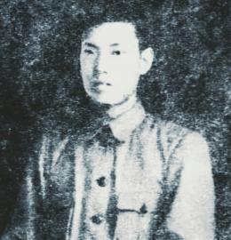 1929年，地下党员丁惟尊叛变，还要带着敌人去火车站抓人，他的妻子知道后，连忙说