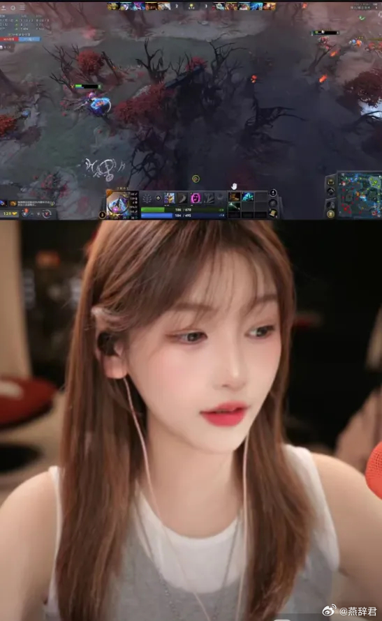 昨天看到叶老师在打DOTA2！妆容不错啊！dota2