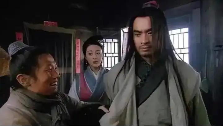 武松出家后才顿悟，杀了西门庆、潘金莲，却漏掉了一个最可恨之人。

武松本是清河县